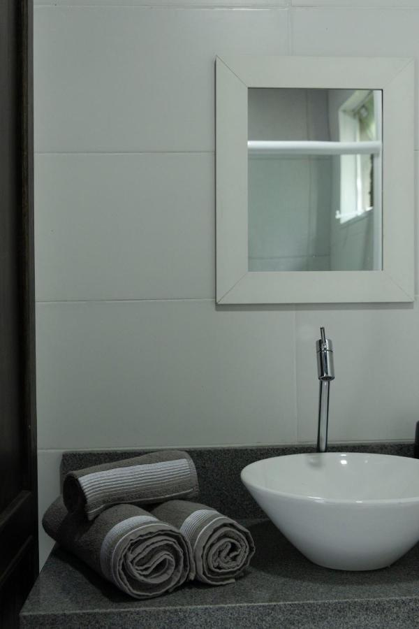 Villa Rosa Lofts - Praia Do Rosa à Imbituba Extérieur photo